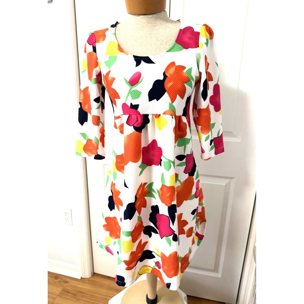 Reborn Brand Womens Sz S Baby Doll Knee Length Dress Floral Colorful 3/4 Sleeves